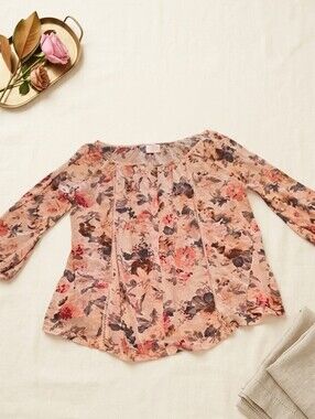 Siren Lily Cream Floral Pintuck Blouse